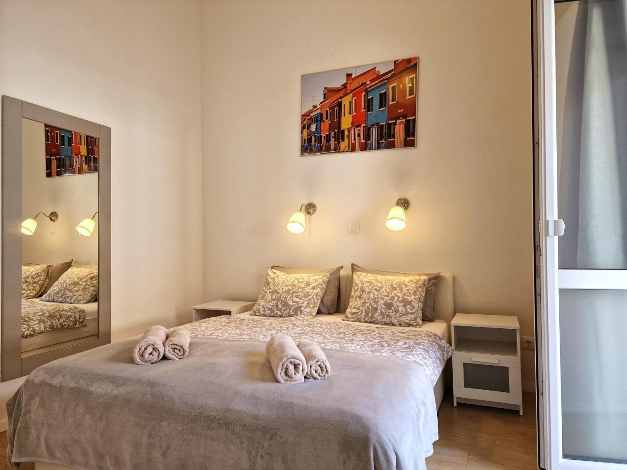 Golf Apartment *